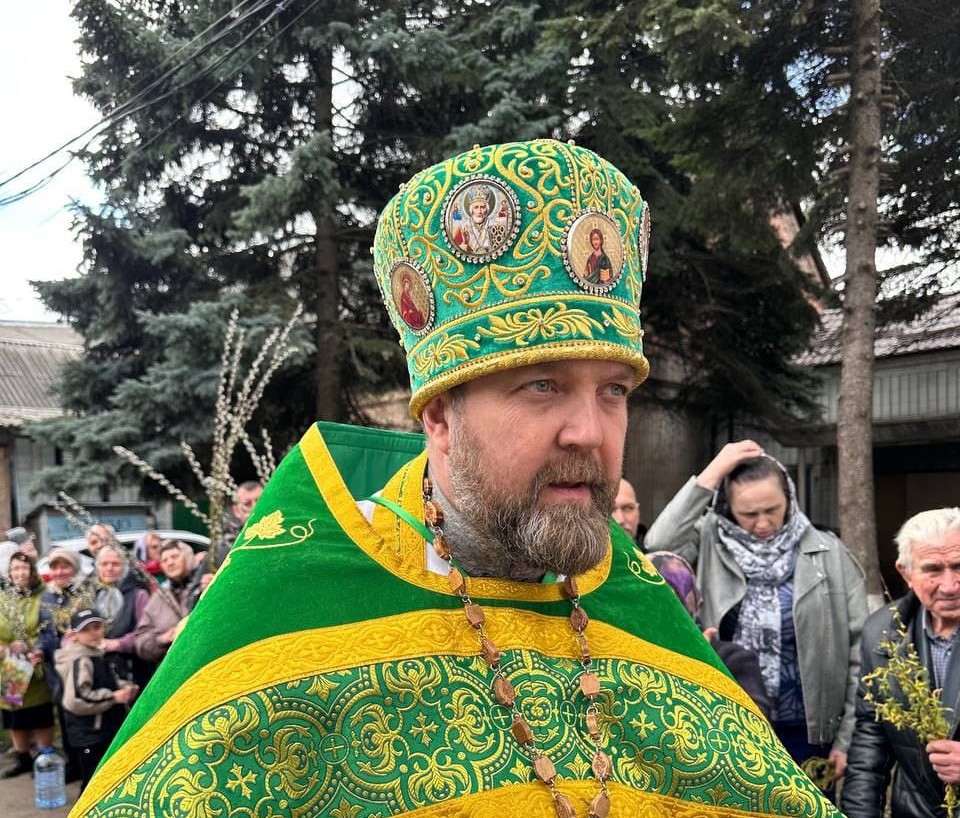 Протоиерей Виктор Суетин